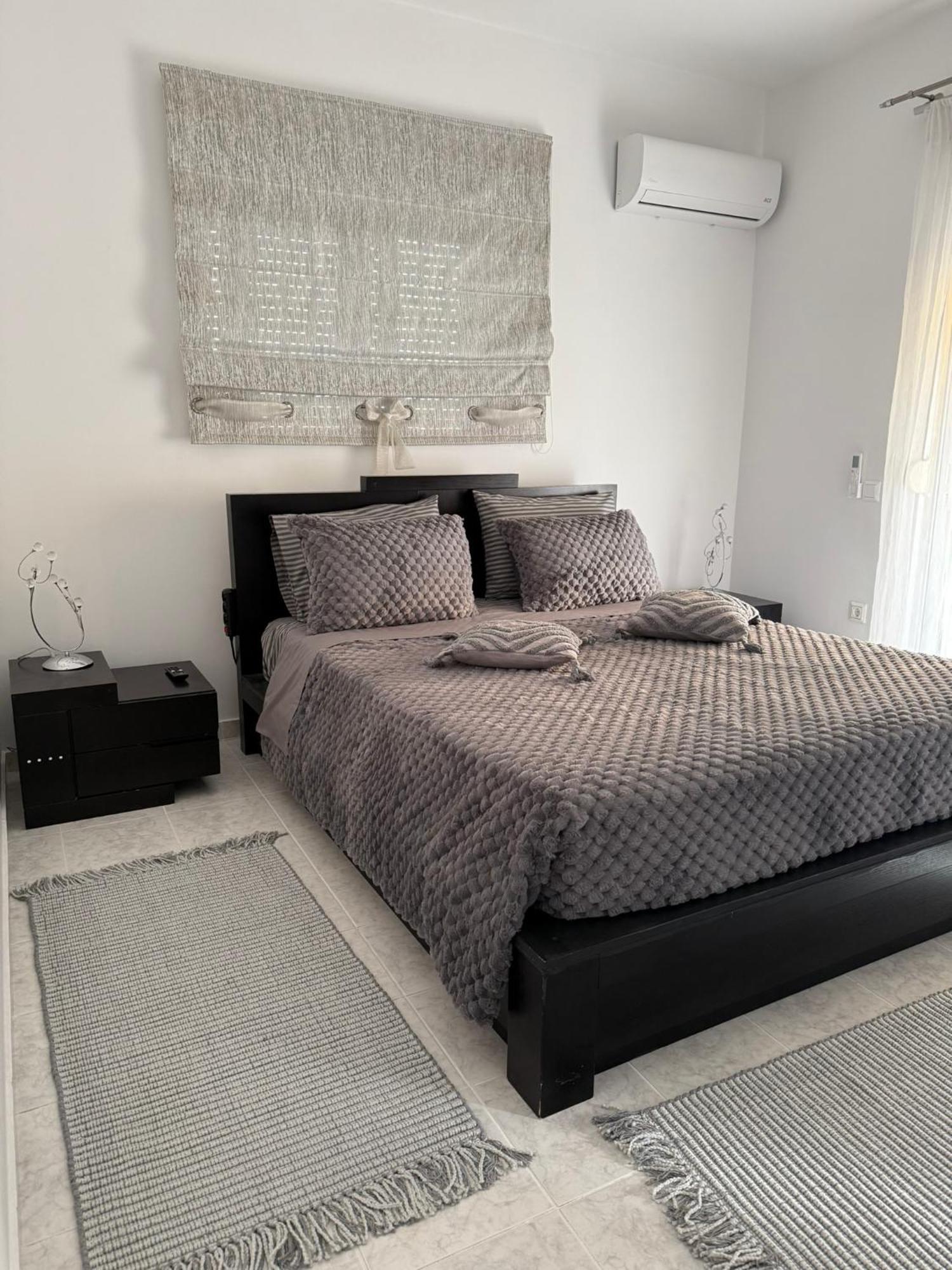Katsaras House 3 Cozy Bedrooms *