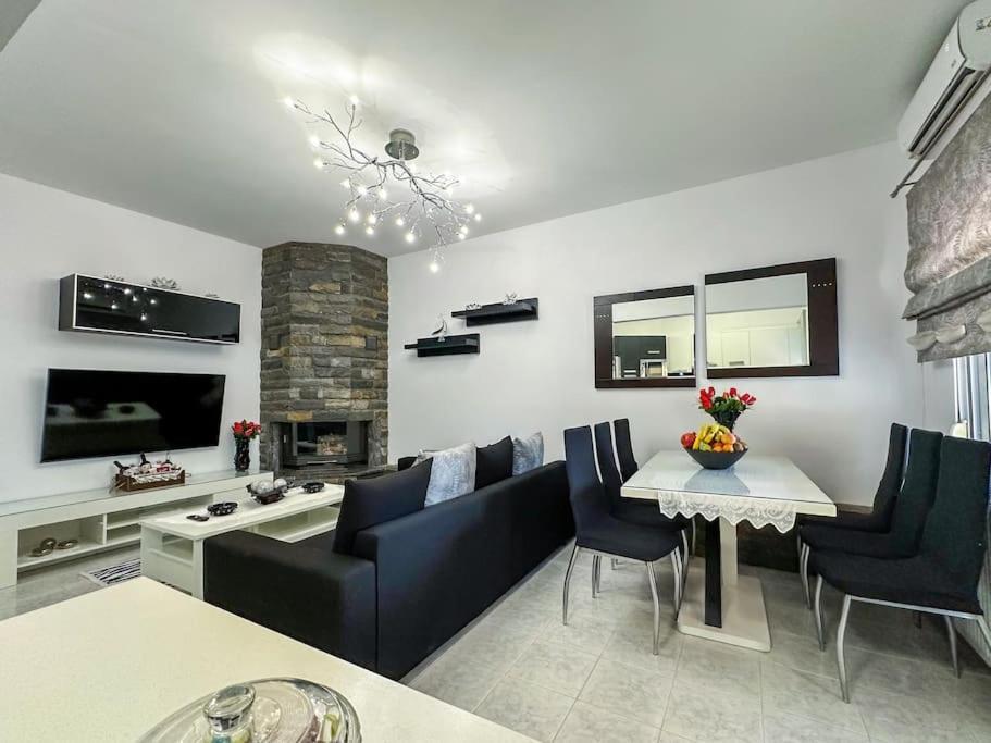 Katsaras House 3 Cozy Bedrooms Leilighet